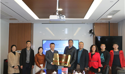 校企合作，創(chuàng)新共贏